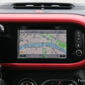 Ecran tactile GPS R-Link Evolution – Renault Twingo 3 Edition On