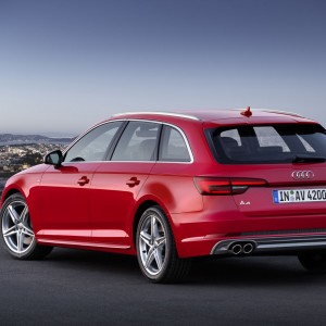 Photo officielle nouvelle Audi A4 Avant (2015)