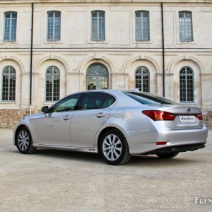 Photo 3/4 arrière Lexus GS 300h – 2.5 VVTi 223 ch