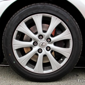 Photo jante aluminium Lexus GS 300h – 2.5 VVTi 223 ch
