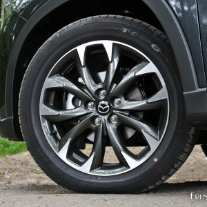 Photo jante aluminium nouveau Mazda CX-5 (2015)
