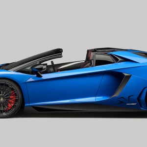 Photo profil Lamborghini Aventador SV Roadster LP 750-4 (2015)