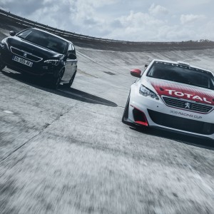 Photo Peugeot 308 GTi et 308 Racing Cup (2015)