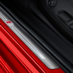 Photo seuil de porte nouvelle Audi S4 (2015)