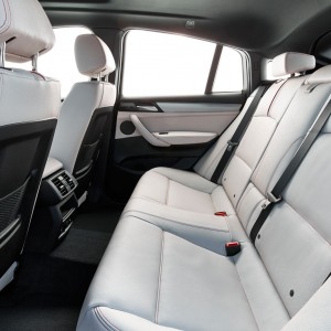 Photo banquette arrière cuir nouvelle BMW X4 M40i (2015)