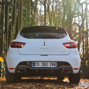 Photo face arrière Renault Clio RS 220 EDC Trophy (2015)