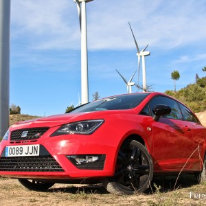 Photo 3/4 avant SEAT Ibiza Cupra (2015)