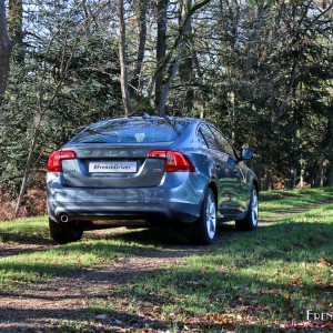 Photo essai Volvo S60 D3 Xenium (2015) – 2.0 l diesel 150 ch