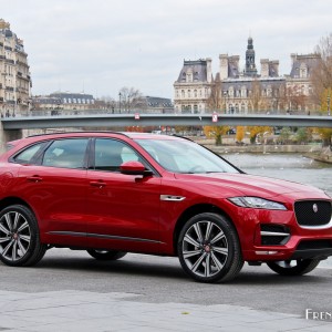 Photo Jaguar F-Pace R-Sport (2016)