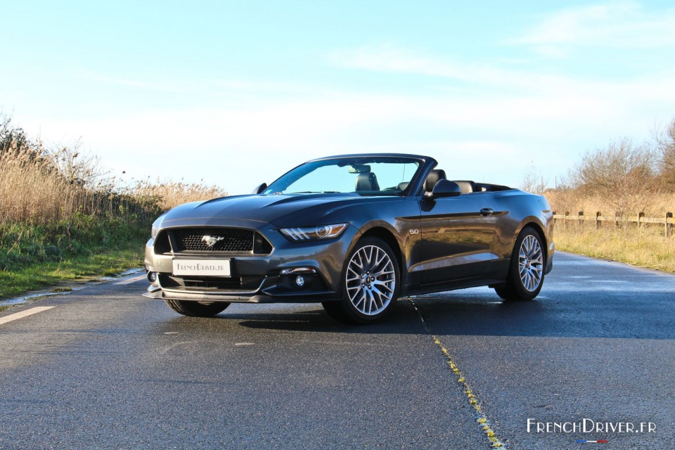 Photo essai Ford Mustang GT Convertible V8 (2016)
