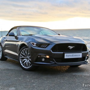 Photo 3/4 avant Ford Mustang GT Convertible V8 (2016)