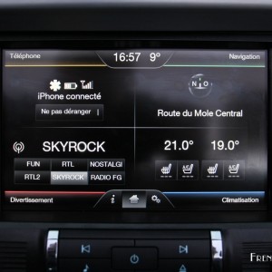Photo écran tactile SYNC 2 Ford Mustang GT Convertible V8 (2016
