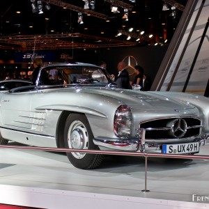 Photo Mercedes Benz 300 SL Roadster (W 198) (1959) – Salon Rétromobile Paris 2016