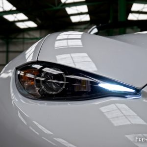 Photo phare avant Mazda MX-5 (2016)