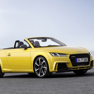 Photo officielle 3/4 avant Audi TT RS Roadster (2016)
