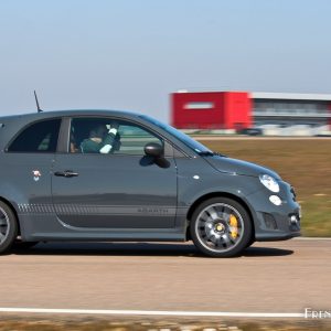Photo essai sur circuit Abarth 595 Competizione (2016)