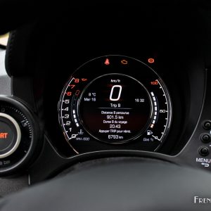 Photo combiné compteurs Abarth 595 Competizione (2016)