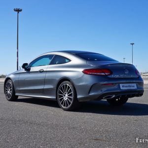 Photo 3/4 arrière Mercedes Classe C Coupé (2016)