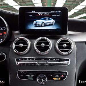Photo console centrale Mercedes Classe C Coupé (2016)
