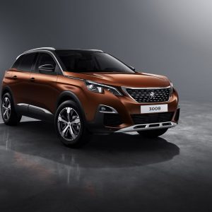Photo 3/4 avant nouvelle Peugeot 3008 II (2016)