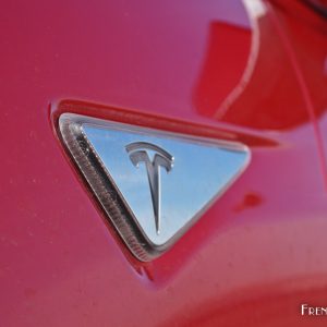 Photo répétiteur clignotant Tesla Model S P90D (2016)