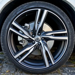 Photo jante aluminium 22 Volvo XC90 R-Design T8 (2016)