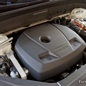 Photo moteur T8 Twin Engine 407 ch Volvo XC90 R-Design T8 (2016)