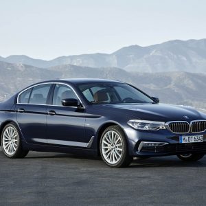 Photo 3/4 avant BMW Série 5 Luxury G30 (2017)