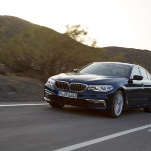 Photo officielle dynamique BMW Série 5 Luxury G30 (2017)