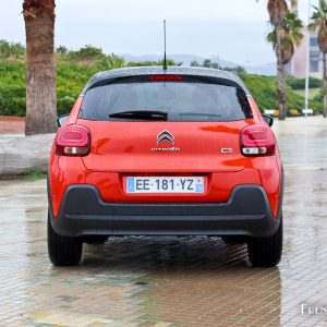 Photo face arrière nouvelle Citroën C3 III Orange Power (2016)