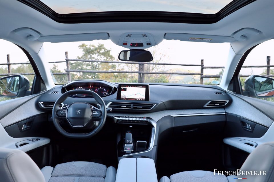 Photo intérieur tissu Peugeot 3008 II (2016)
