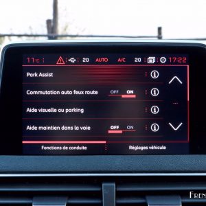Photo réglages écran tactile NAC Peugeot 3008 II (2016)
