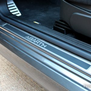 Photo seuil de porte aluminium Abarth 595 Pista (2017)
