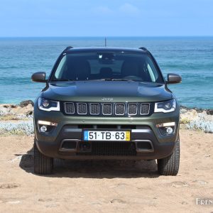 Photo face avant Jeep Compass Trailhawk (2017)