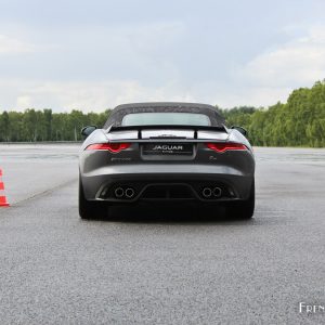 Photo essai piste Jaguar F-Type SVR (2017)