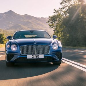 Photo officielle face avant Bentley Continental GT (2017)