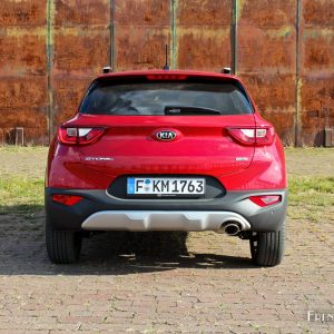 Photo face arrière Kia Stonic (2017)