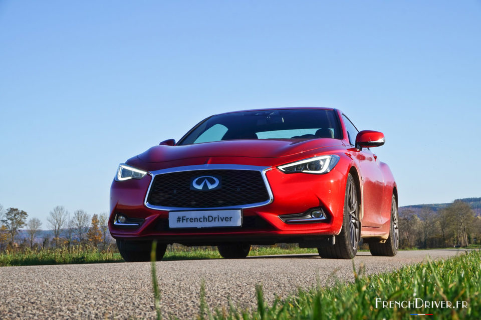 Photo essai Infiniti Q60 S (2017)