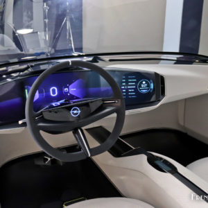 Photo à bord de l&rsquo;Opel GT X Experimental Concept (2018)