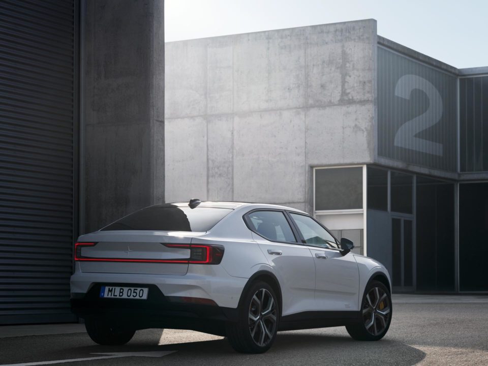Photo 3/4 arrière Polestar 2 (2019)