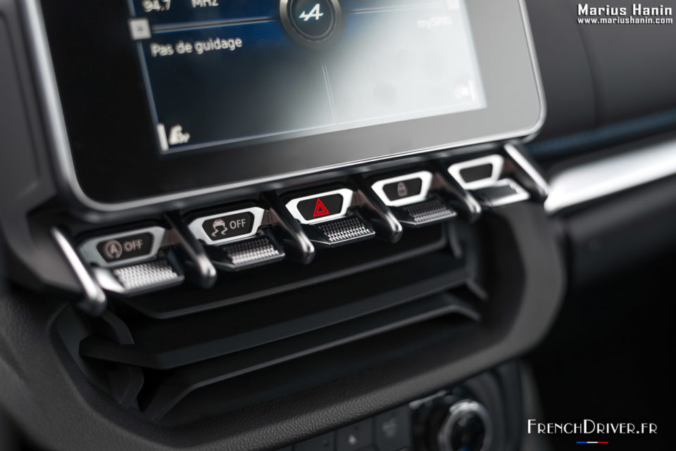 Photo boutons écran tactile Alpine A110 Pure (2019)