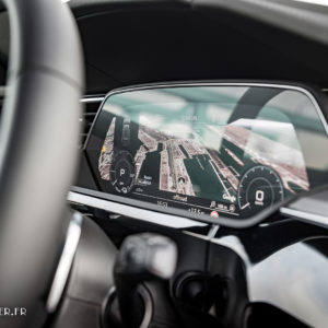 Photo combiné numérique navigation GPS Audi E-Tron (2019)