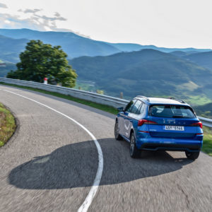 Photo 3/4 arrière dynamique Skoda Kamiq (2019)