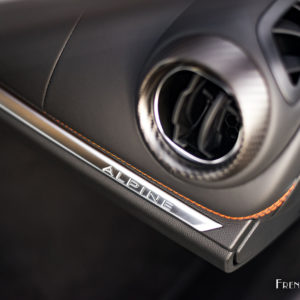 Photo détail planche de bord Alpine A110 S (2020)