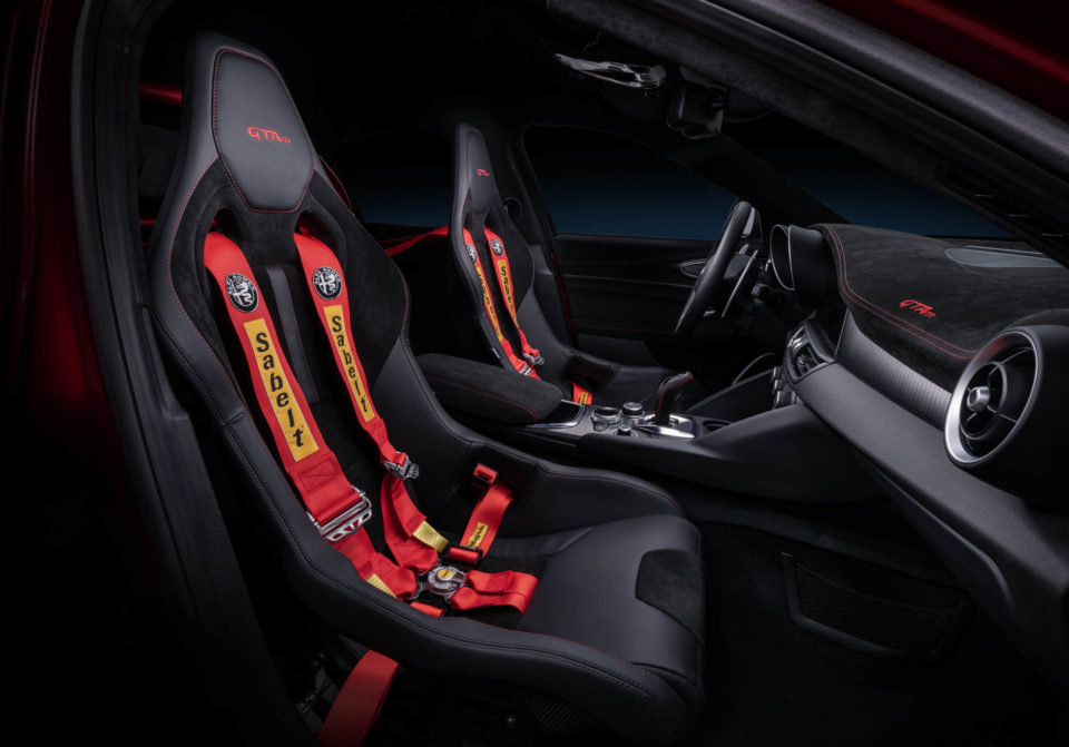 Photo sièges baquet Alfa Romeo Giulia GTA (GTAm) 2020