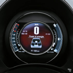 Photo combiné numérique Fiat 500 Hybrid (2020)