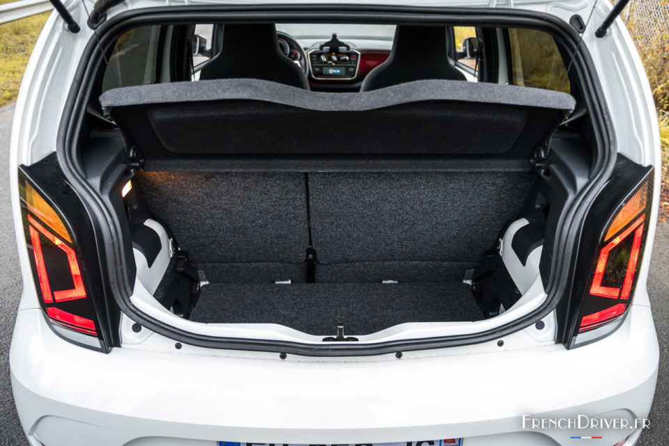 Photo coffre Volkswagen Up GTI (2020)
