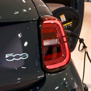 Photo feu arrière LED nouvelle Fiat 500 – Casa 500 – Parly 2 (2