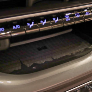 Photo détail chargeur induction nouvelle Fiat 500 – Casa 500 –