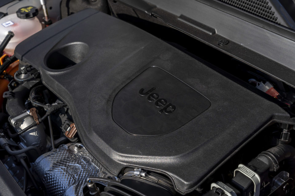 Photo moteur hybride essence électrique Jeep Compass 4xe (2020)